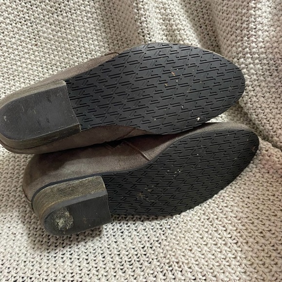 Naya Booties, Size 8.5 - Picture 5 of 7